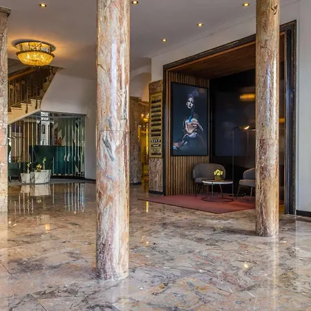 Radisson Blu Hotel Schwarzer Bock Wiesbaden-3